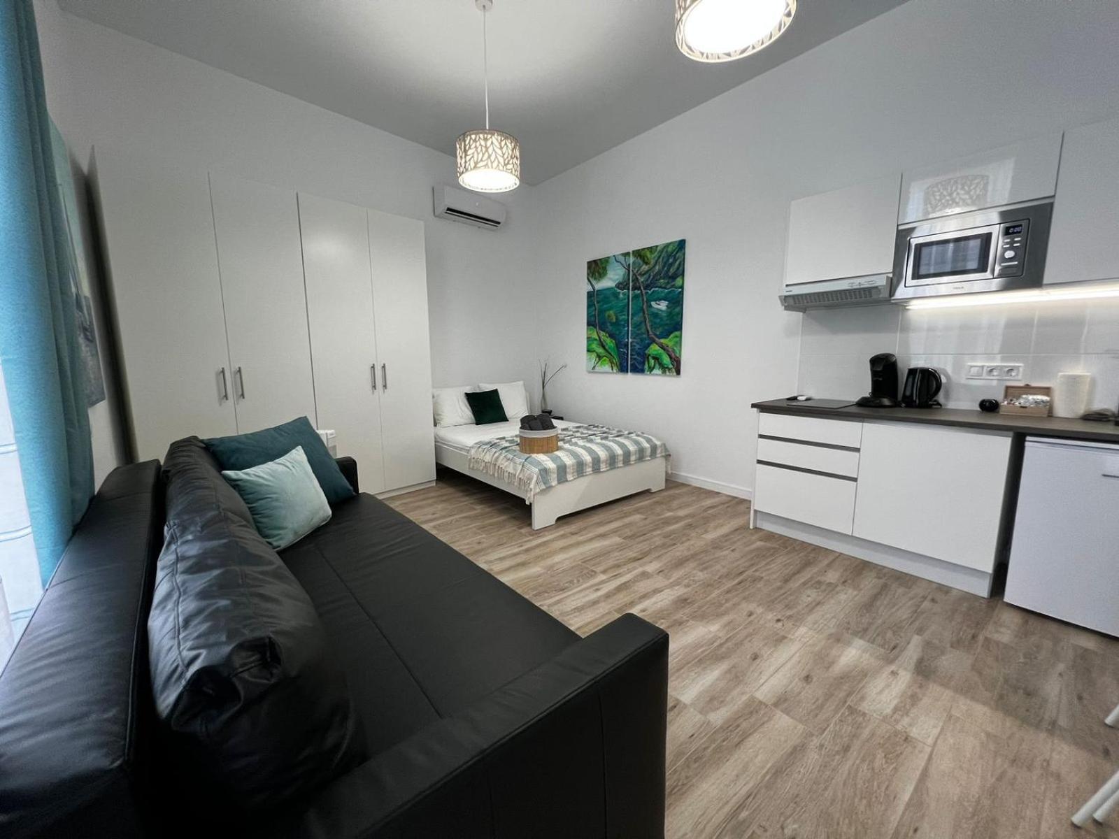 Rodrigues 15 Aparthotel Valencia Exteriör bild