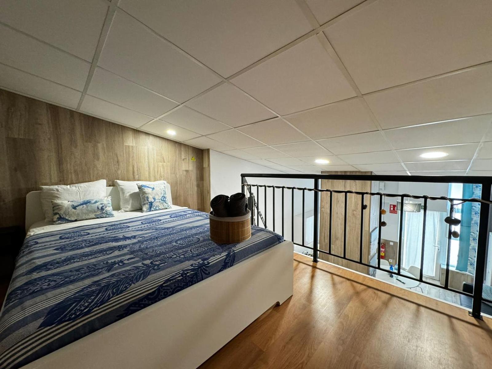 Rodrigues 15 Aparthotel Valencia Exteriör bild