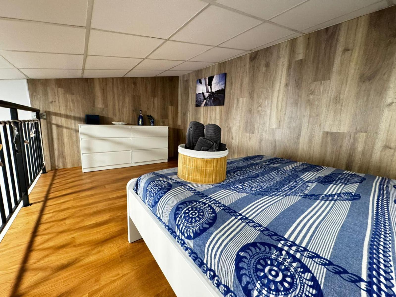 Rodrigues 15 Aparthotel Valencia Exteriör bild